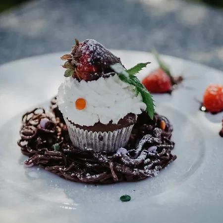 מלון Delfin Spa&wellness דומבקי