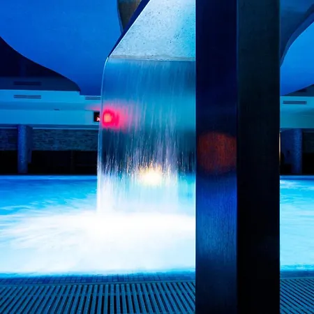 Delfin Spa&wellness מלון 4*